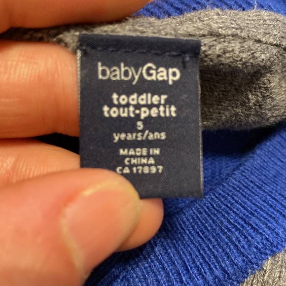 Boy’s Size 5 GAP Blue & Grey Striped Cotton Blend Sweater- EUC. Like New! - Picture 3 of 4